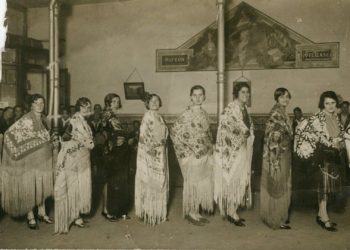 Mantones, pañuelos y toquillas, una nueva porción de historia para el Museo del Pueblo de Asturias