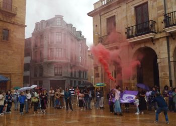 El feminismo asturiano protesta en Oviedo contra Rubiales