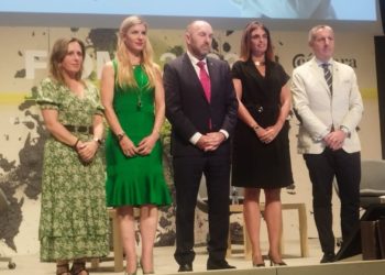 Las empresarias y directivas asturianas revolucionan FIDMA con la inteligencia artificial