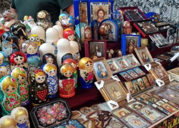 Una isla de arte ruso en pleno corazón de la FIDMA