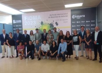 Los jóvenes empresarios llegan a FIDMA «optimistas» y «esperando un gran futuro para Asturias»