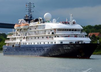 El crucero Island Sky atraca este jueves en Gijón