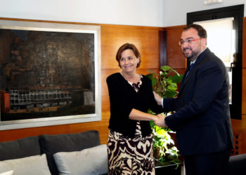 Moriyón confirma tras reunirse con Barbón un retraso «de cuatro meses» en el inicio de las obras del Vial de Jove