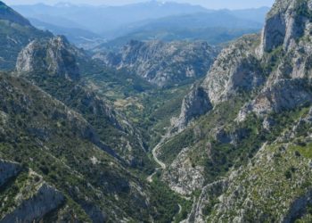 Las obras en el desfiladero de la Hermida cortarán la ruta con Cantabria hasta el viernes