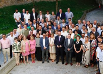 Barbón se compromete a crear una red autonómica de escuelas de 0 a 3 años