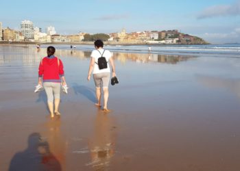 «Con este calor, cada vez nos bañamos hasta más tarde; los socorristas serán una tranquilidad»