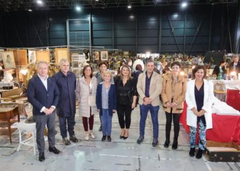 Objetos únicos y muebles para todos los gustos se dan cita en Desembalaje Asturias