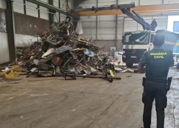 Dos detenidos en Nava por robar material de construcción valorado en 19.620 euros