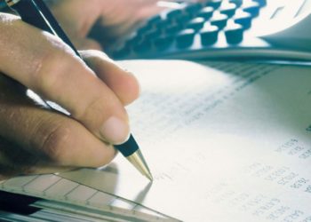 Tarde y fuera de plazo: Asturias paga a sus proveedores 12,35 días por encima de la media