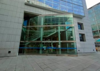 Piden 6 años de prisión para dos hombres por abusar de una menor en Oviedo