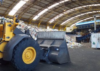 Roqueñí afirma que el aprovechamiento de la basura implica una subida en las tasas de los concejos