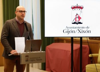 Martínez Salvador asegura que el Gobierno hará lo posible para que la planta de pirólisis «no sea una realidad»