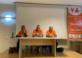 El profesorado de la concertada mantendrá su lucha por la equiparación salarial: «No queda otra»