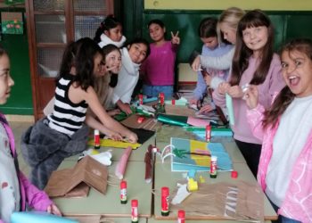 Un rap y 200 bolsas reutilizables: las originales propuestas de Los Campos en pro del reciclaje