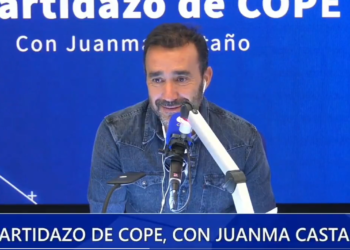 Juanma Castaño se ríe y luego rectifica con este comentario sobre el fútbol femenino