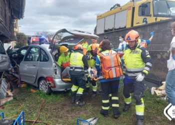 Un aparatoso accidente deja una herida en Villaviciosa