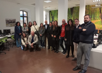 Jóvenes empresarios de la ciudad visitan la Agencia Local de Empleo
