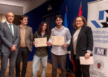 Dos estudiantes de la Universidad de Oviedo ganan un concurso internacional de matemáticas