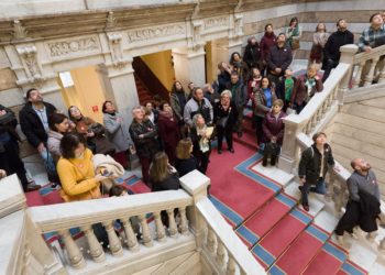 Casi 4.000 curiosos visitaron este puente la Junta General