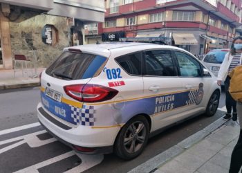 Detenido por violencia de género tras agredir a los agentes que acudieron a su vivienda en Avilés