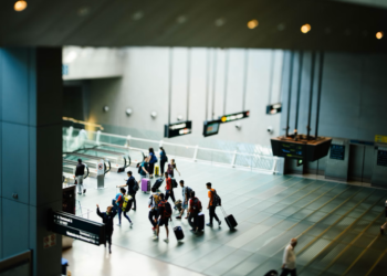 Récord de turismo en España: el Aeropuerto de Asturias alcanza un 2023 con cifras históricas