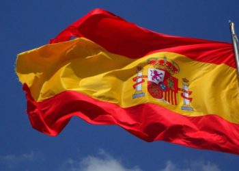 La ‘banderona’ de España ondeará sobre Gijón