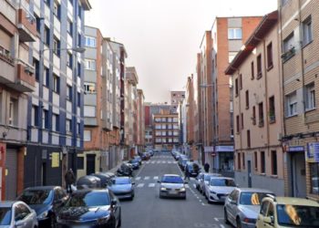 Fallece una anciana tras precipitarse por el patio interior de un edificio en Ceares