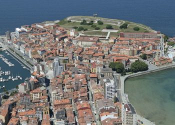 Alerta vecinal por la suspensión parcial de licencias VUT: «Va a trasladar el problema a otros barrios»