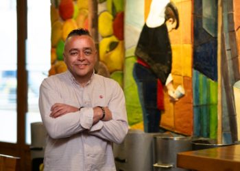 Emilio Rubio (La Montera Picona), el Camping de Deva y el Acuario, premios ‘Trayectoria Visita Gijón’