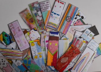 Marcapáginas solidarios para ayudar a Nora, la iniciativa de los alumnos del colegio Laviada