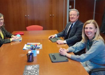 Principado y Caja Rural abordan posibilidades de colaboración en materia de sostenibilidad y emprendimiento