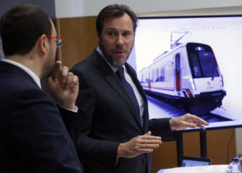 Puente reafirma que los trenes Avril llegarán a Asturias antes del 31 de marzo