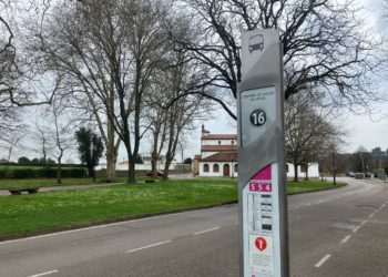 La AVV San Emiliano de Vega se opone al cambio de recorrido propuesto por el PSOE en la línea 16