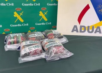 VIDEO | La Guardia Civil y Aduanas detienen a un ovetense por narcotráfico y contrabando