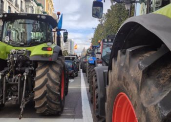 El campo asturiano desconvoca la movilización tras reunirse con el Principado
