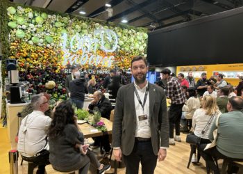 «Los empresarios hoteleros de Región de Murcia dicen que nunca habían visto tanto turista asturiano como ahora»