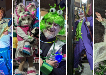 FOTOS | 2.000 ‘antroxeros’ amenizan un espectacular desfile en Gijón