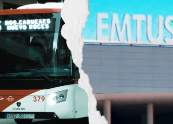 Sigue la lucha de Roces y Nuevo Roces para conseguir un autobús articulado en horas punta de la línea 15