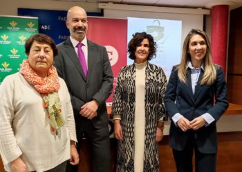 Caja Rural de Asturias y la Unión de Comerciantes se unen para impulsar la competitividad del comercio local