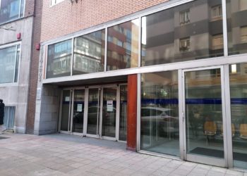 Estafan a un avilesino 4.000 euros haciéndose pasar por su banco