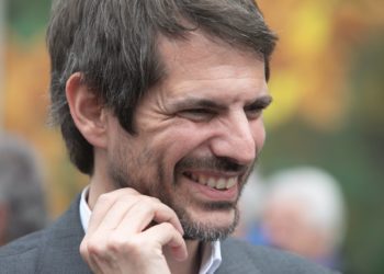 Urtasun garantiza que defenderá la lengua asturiana pero elude hablar de oficialidad