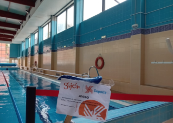 Las piscinas de El Coto comienzan su batalla contra el óxido