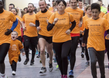 La ‘marea naranja’ de Galbán inundará las calles de Asturias contra el cáncer infantil: «Te hace sentir acompañado en el dolor»