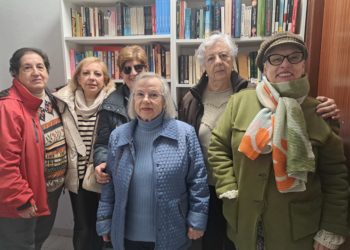 Las mujeres del Polígono y Nuevo Roces, coinciden: para alcanzar la igualdad, las tareas familiares han de repartirse equitativamente