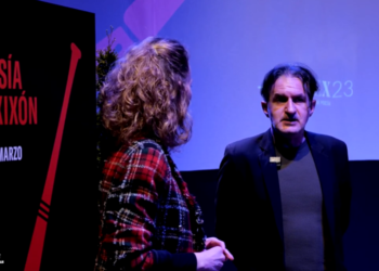 Arranca POEX, la cita poética de Gijón: «Hay que romper el prejuicio de que la poesía es para gente seria»