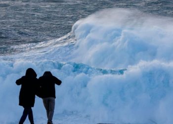 La borrasca ‘Nelson’ se cobra sus primeras vidas: un hombre en San Esteban y una mujer en Cudillero