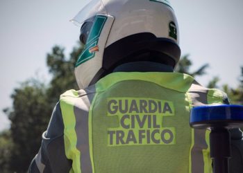 Sorprenden por sexta vez a un joven de Noreña conduciendo sin puntos y positivo en alcohol y drogas