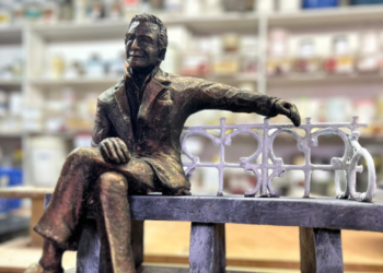 El Ayuntamiento da el sí a la estatua de Arturo Fernández, pero no en Begoña