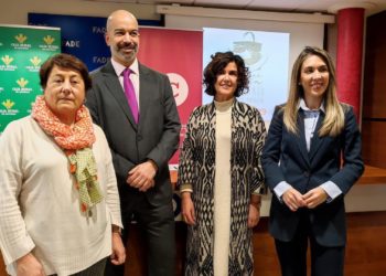 La Unión de Comerciantes y Caja Rural unen fuerzas para promocionar el pequeño comercio asturiano