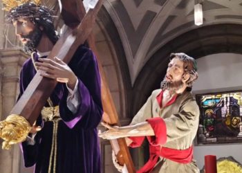 El mal tiempo frustra la procesión del Encuentro; «Ha sido un hachazo, pero había que proteger los pasos»